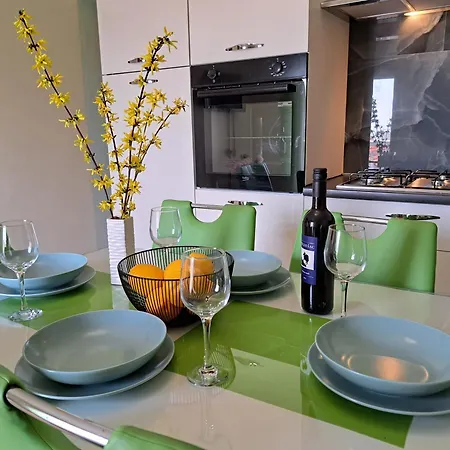 Penic Apartment *